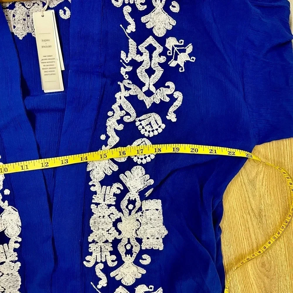 CHICO’S Embroidered Kimono - Size S/M